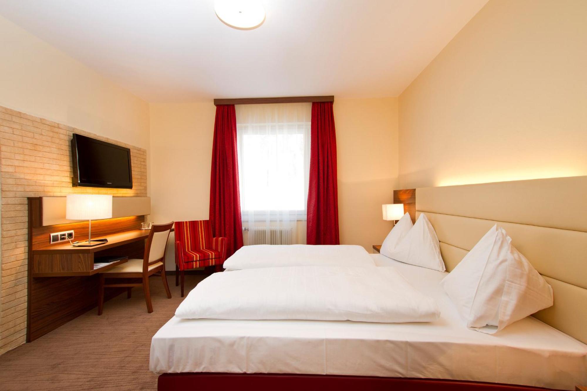 Schoenis-Landhotel Bad Mitterndorf Ngoại thất bức ảnh